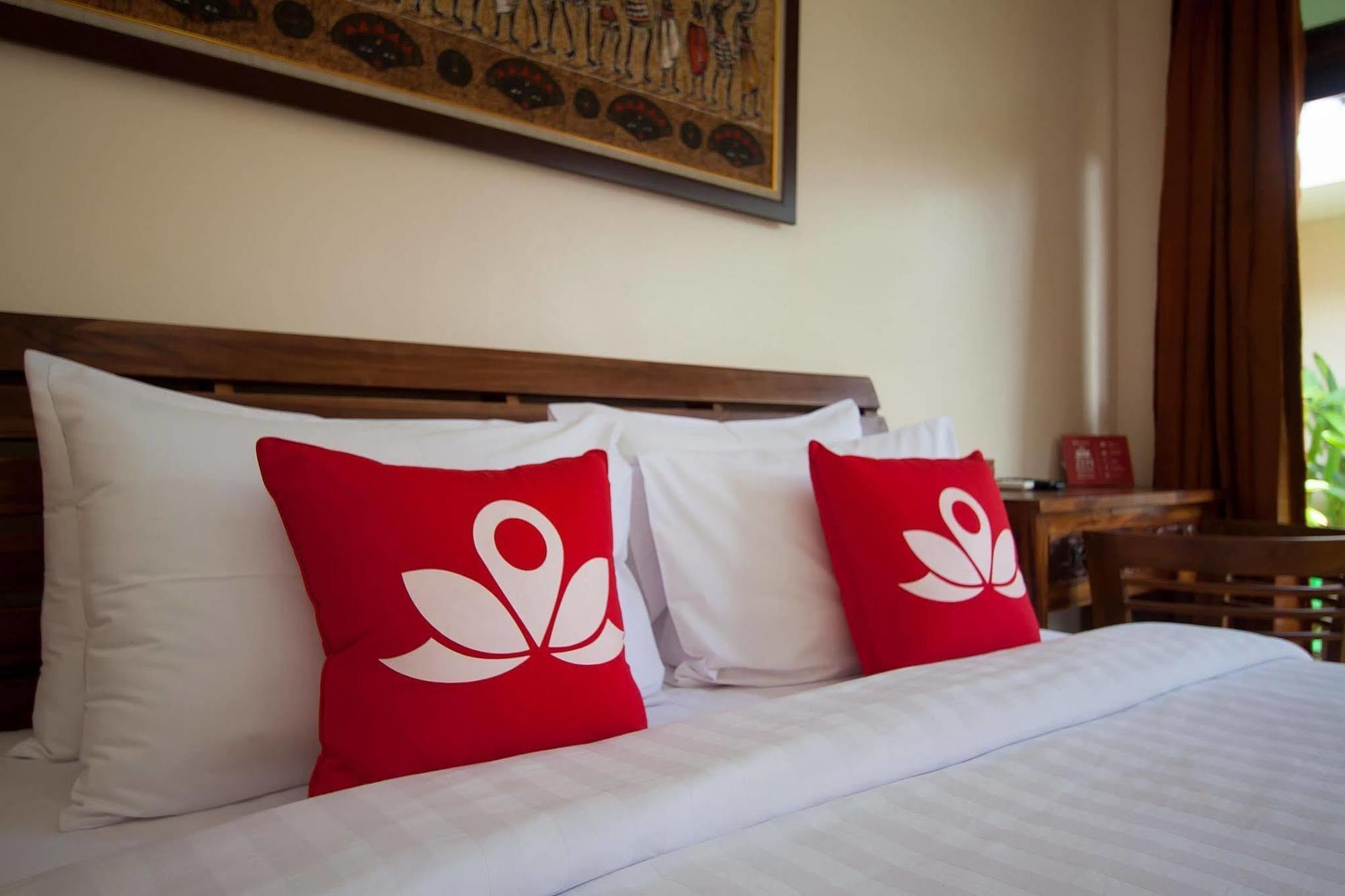 Zen Rooms Sanur Blanjong Sekawaru エクステリア 写真